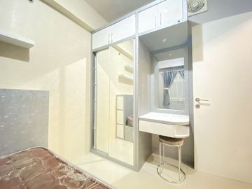 Dijual Cepat Apartemen Green Pramuka City type 2 BR full furnised
