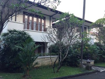 Disewakan Rumah Lebak Bulus Jakarta Selatan