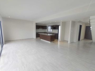 VENTA DE CASA NUEVA EN FRACC. LOMAS DE LA RIOJA ALVARADO,VER.