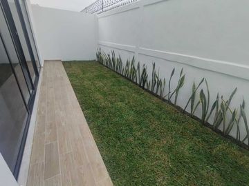 VENTA DE CASA NUEVA EN FRACC. LOMAS DE LA RIOJA ALVARADO,VER.
