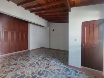 casa en venta en villa del rosario. Cod V28018
