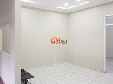 Disewakan Rumah Baru Renov di Turangga Buah Batu Cocok utk Kantor atau Rumah Tinggal