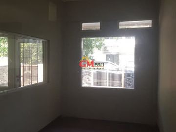 Disewakan Rumah Baru Renov di Turangga Buah Batu Cocok utk Kantor atau Rumah Tinggal