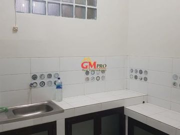 Disewakan Rumah Baru Renov di Turangga Buah Batu Cocok utk Kantor atau Rumah Tinggal