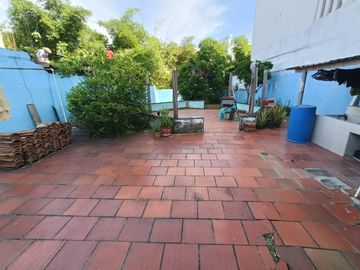 Vendo casa lote barrio la Victoria -  Bucaramanga -  Área 463 M2. Cod V23902