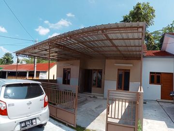 Rumah Modern Siap Huni Bonus Kanopi dan Pagar dekat Pasar Nasakom