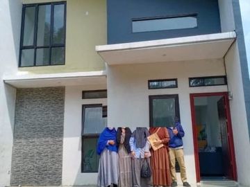 RN Rumah 2 Lantai Harga 1 Lantai Telaga Kahuripan Bogor