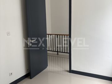 Cluster Nismara Harapan Indah Bekasi Jawa Barat