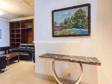 Apartemen Airlangga Ritz Carlton Mega Kuningan Semi Furnished