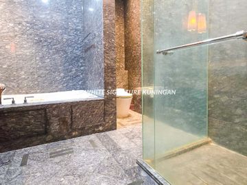 Apartemen Airlangga Ritz Carlton Mega Kuningan Semi Furnished