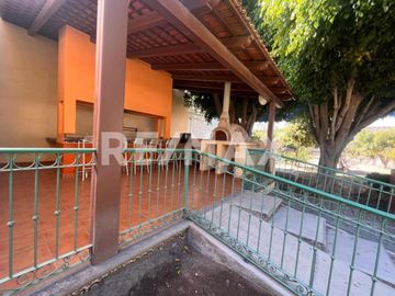 VENTA TERRENO SALON DE FIESTAS O RESTAURANTE
