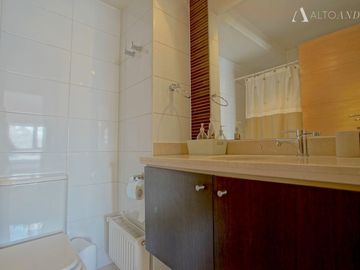Departamento en Venta en Camino público Valle Nevado a pasos de pistas Ski, Restaurante, Hotel