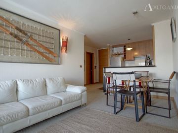 Departamento en Venta en Camino público Valle Nevado a pasos de pistas Ski, Restaurante, Hotel