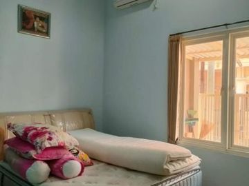 Rumah Minimalis Mulyosari Hadap Utara Row jalan 2 mobil