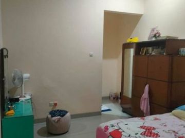 Rumah Minimalis Mulyosari Hadap Utara Row jalan 2 mobil