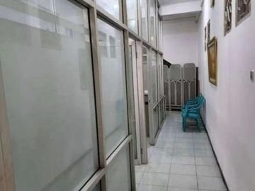 Ruko Strategis Siap Pakai Raya Kedung Cowek Surabaya