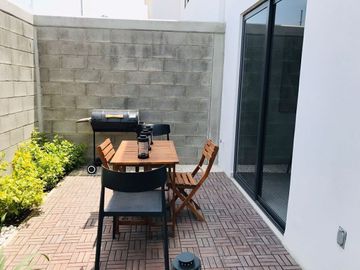 Casa en VENTA a metros de Blvd Aeropuerto en León Guanajuato 1