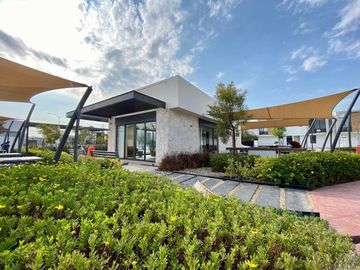 Casa en VENTA a metros de Blvd Aeropuerto en León Guanajuato 1