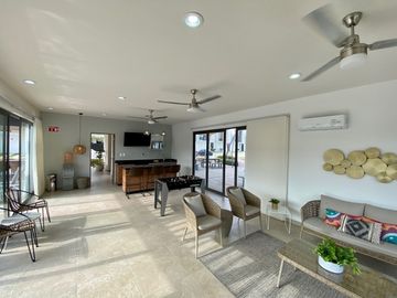 Casa en VENTA a metros de Blvd Aeropuerto en León Guanajuato 1