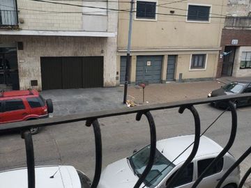 Departamento Tipo Casa en venta en Lanus Este