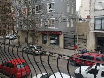 Departamento Tipo Casa en venta en Lanus Este