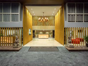 Hotel Mewah Kawasan Sunset Road Seminyak Strategis Siap Pakai