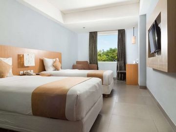 Hotel Mewah Kawasan Sunset Road Seminyak Strategis Siap Pakai