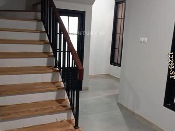 Disewakan Rumah Brand New Dan Siap Huni Di Discovery Bintaro