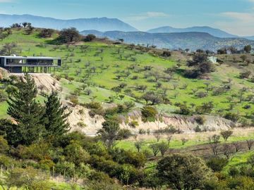 Sitio APE venta Colina - Hacienda Chacabuco - usos regulados