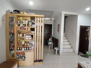 Rumah Murah Siap Huni 2 Lantai Di Graha Raya Dekat Transmart