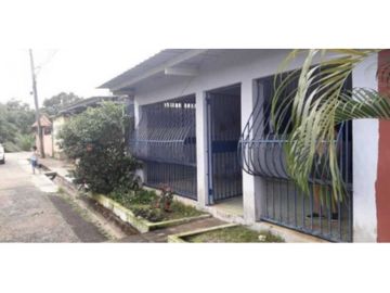 VENDO CASA EN LA CHORRERA SAN ANTONIO 2R