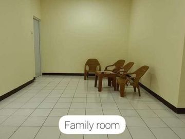 SEWA RUMAH DAERAH STRATEGIS DEKAT KUNINGAN & SUDIRMAN JAKARTA SELATAN