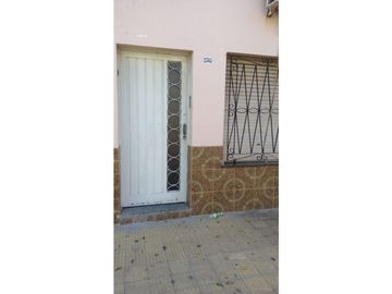 PH. 1° Piso-Dto.2 amb.1/2- Frente-Balcon aterrazado-Lavadero-Muy luminoso-