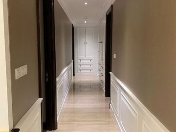 LUXURIOUS APARTMENT at PROVIDENCES PARK KEBAYORAN LAMA 276 SQM (DIJUAL)