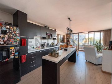 Townhouse en Venta,  4D, La Reina