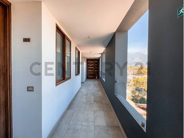 Townhouse en Venta,  4D, La Reina
