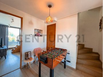 Townhouse en Venta,  4D, La Reina