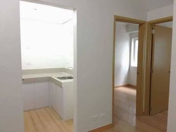 ECO-INSPIRED RFO 1 BEDROOM CONDO UNIT IN FAIRVIEW AREA