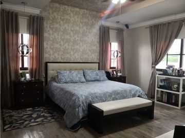VENDO HERMOSA CASA EN EL DORAL (COSTA SUR)