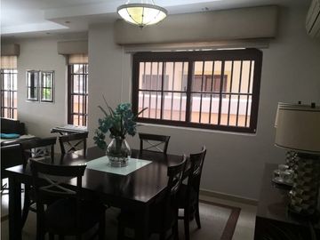 VENDO HERMOSA CASA EN EL DORAL (COSTA SUR)