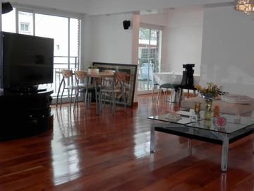 VENDO GRAN PISO DE EXCELENTE CATEGORIA EN BELGRANO 5 AMBIENTES MENDOZA AL 2000