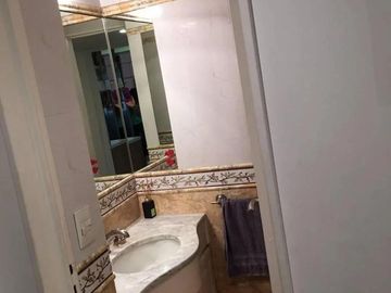 VENDO GRAN PISO DE EXCELENTE CATEGORIA EN BELGRANO 5 AMBIENTES MENDOZA AL 2000