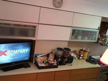 VENDO GRAN PISO DE EXCELENTE CATEGORIA EN BELGRANO 5 AMBIENTES MENDOZA AL 2000