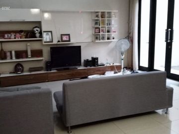 Rumah Bagus di Waterfront Citraland Surabaya
