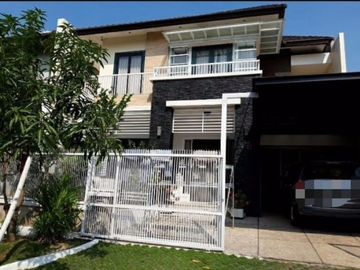 Rumah Bagus di Waterfront Citraland Surabaya