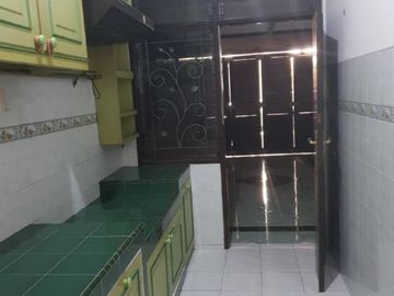 Rumah Wisma Mukti Klampis Carport 1 Mobil
