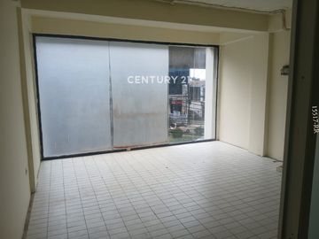 Di Jual Atau Di Sewakan Ruko 3 Lantai Di Lokasi Strategis