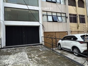 Di Jual Atau Di Sewakan Ruko 3 Lantai Di Lokasi Strategis