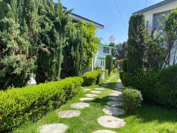 Casa venta en San Cristóbal La Calera con amplio jardín