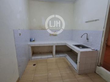 Rumah di Janur Asri Kelapa Gading Jakarta Utara Siap Huni